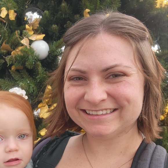 Meet your Posher, Susanna - Picture 2 of 3